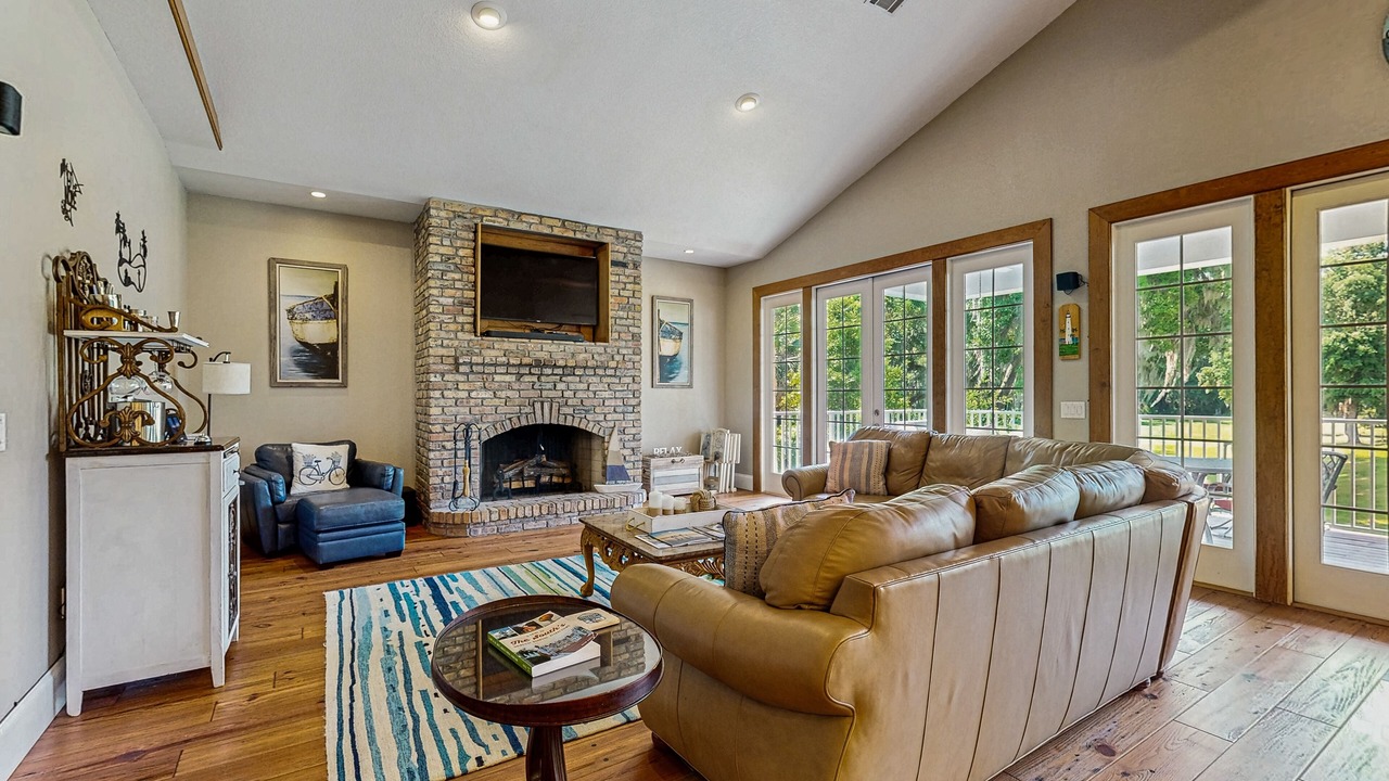 Photo of Livingroom in St. Simons Island