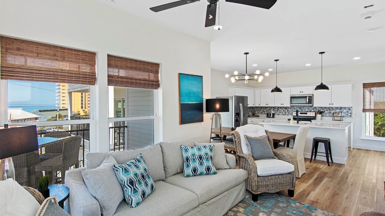 Photo of Livingroom in West Panama City Beach