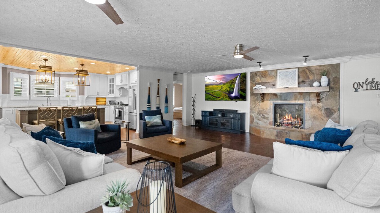 Photo of Livingroom in Milledgeville