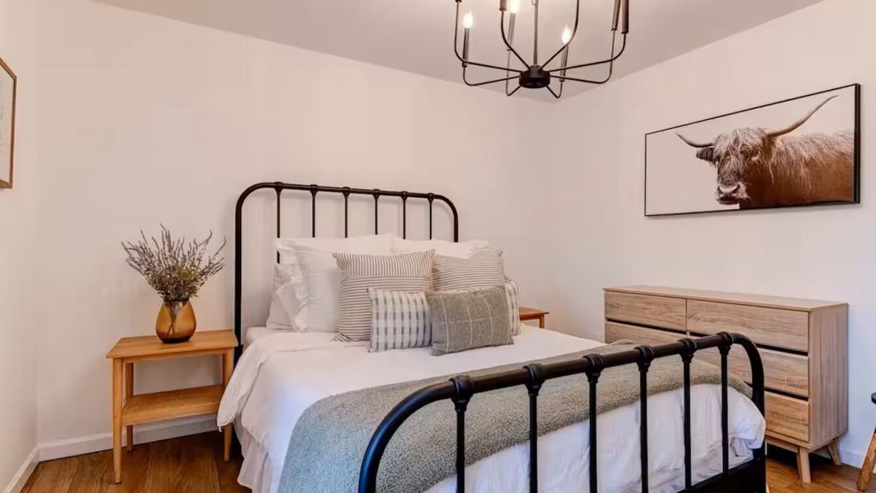 Photo of Bedroom in Alexander