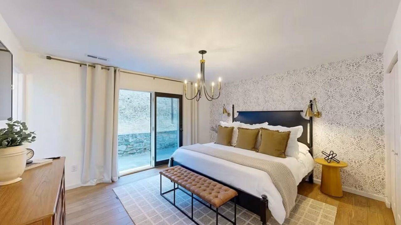 Photo of Bedroom in Alexander