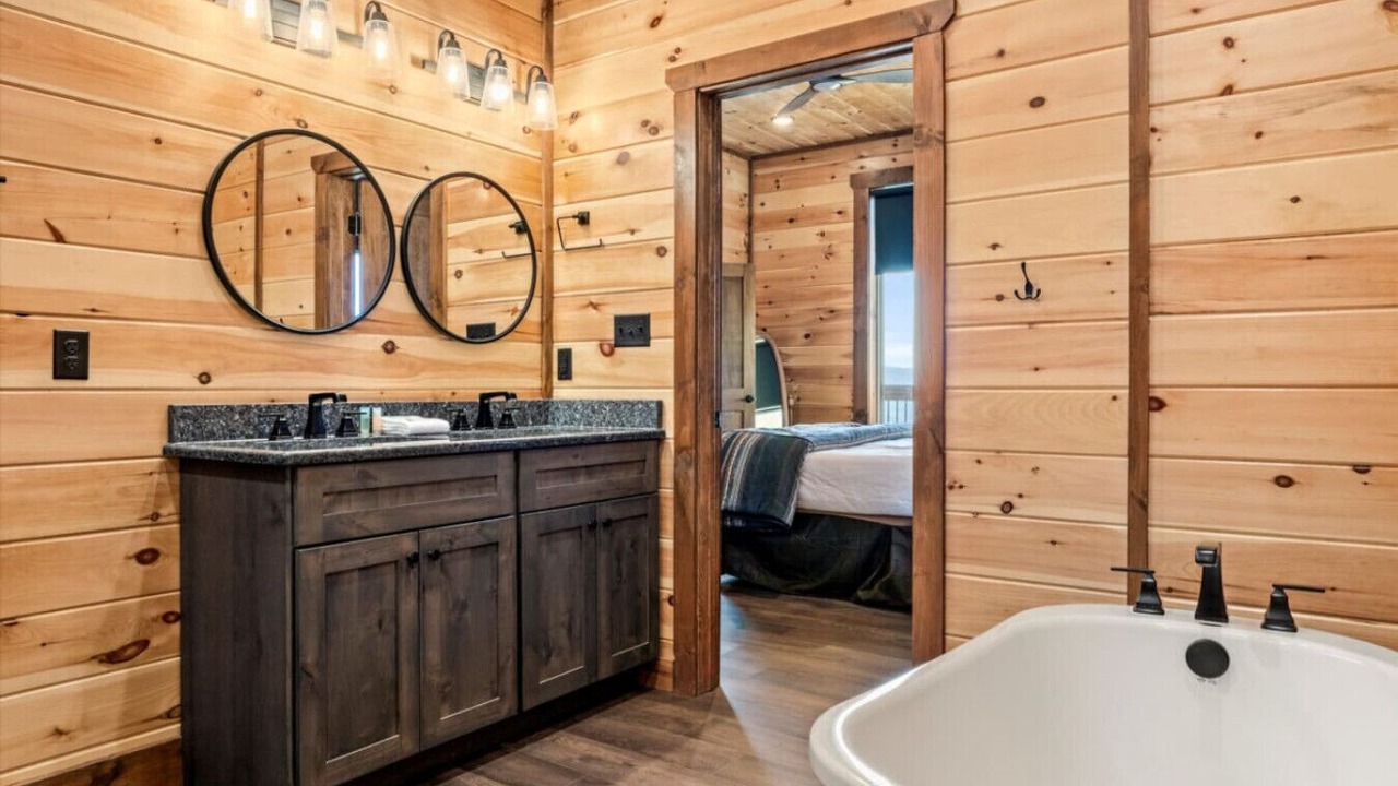 Photo of Bathroom in Sevierville