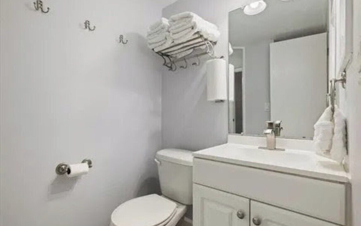 Photo of Bathroom in Sunnyside