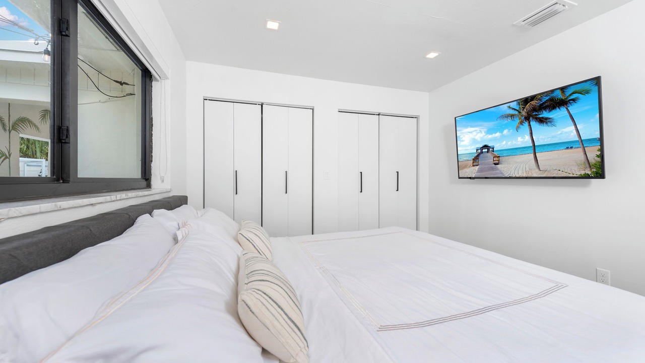 Photo of Bedroom in Miami Shores