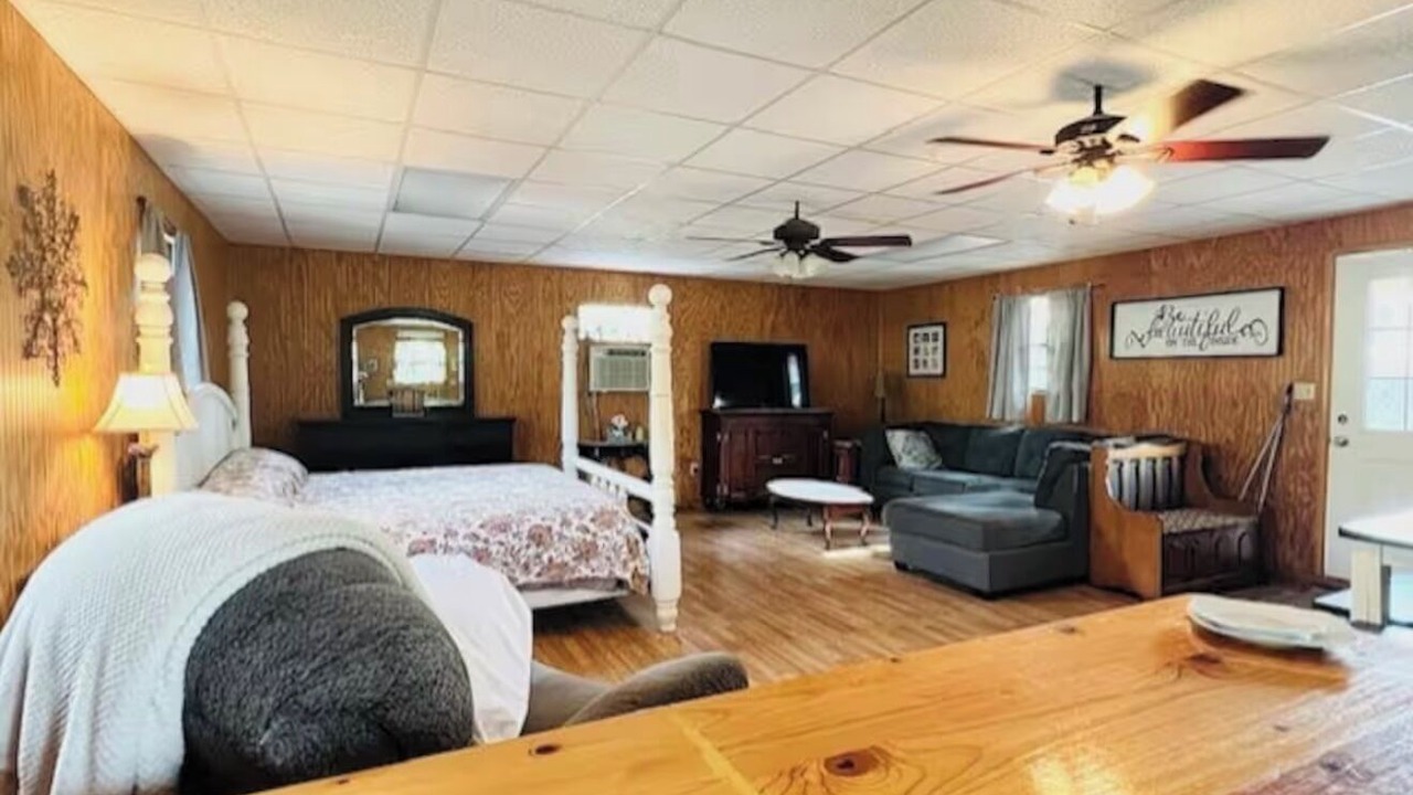 Photo of Bedroom in Folkston