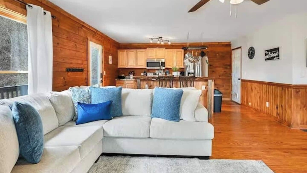 Photo of Bedroom in Canton