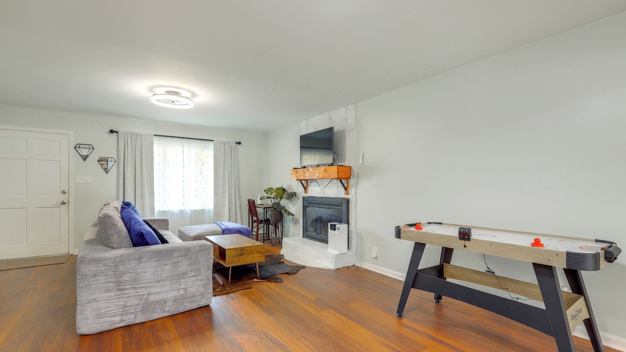 Photo of Livingroom in Macon