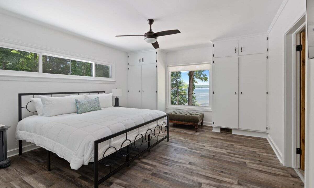 Photo of Bedroom in Guntersville