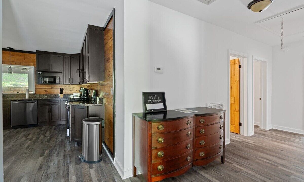 Photo of Kitchen in Guntersville