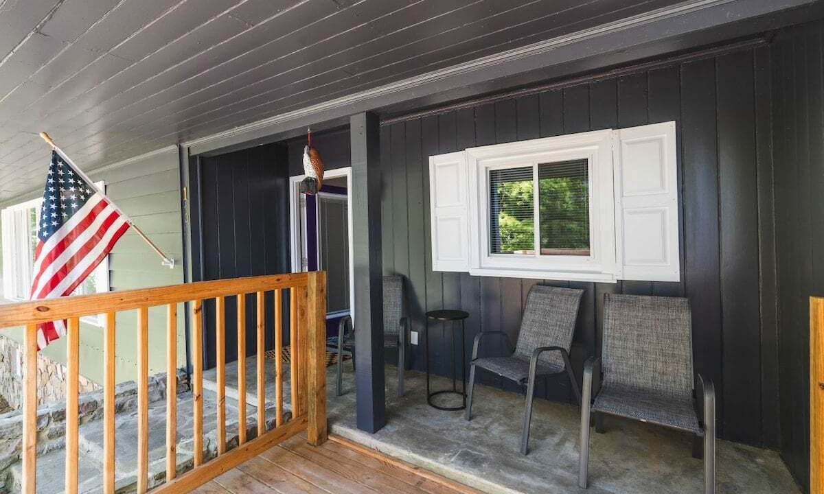 Photo of Patio Balcony in Guntersville