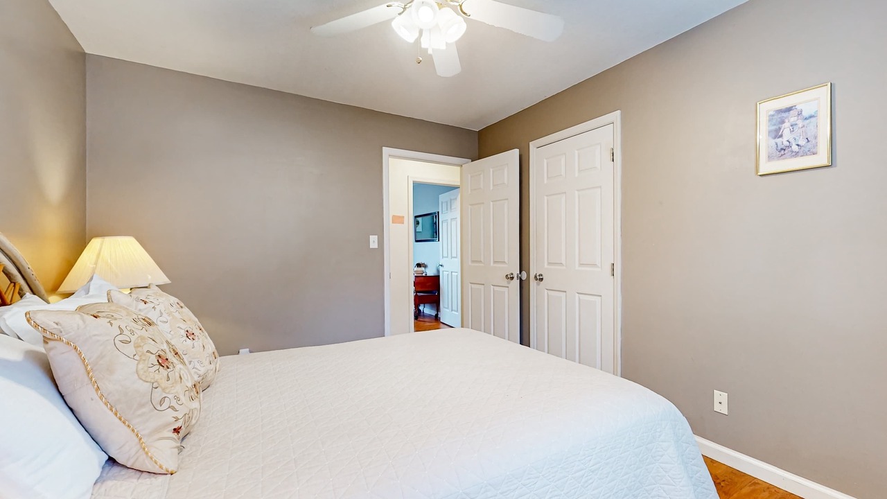 Photo of Bedroom in Dandridge