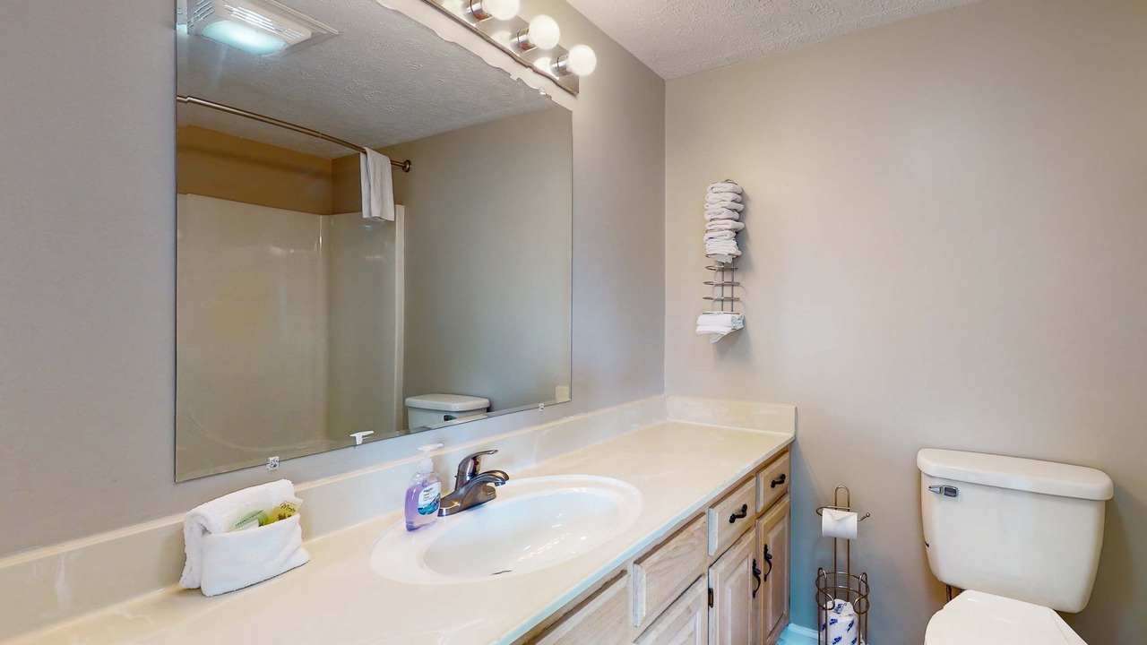 Photo of Bathroom in Baneberry