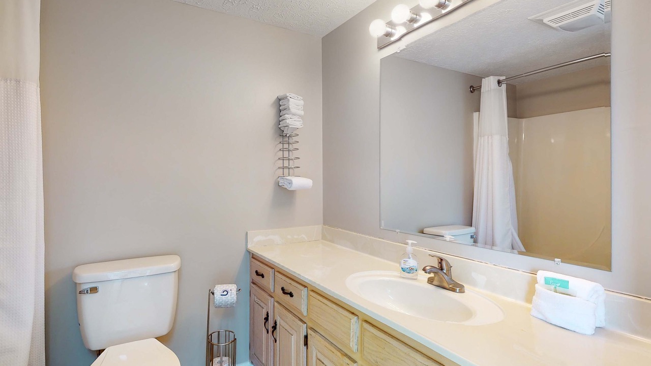 Photo of Bathroom in Baneberry