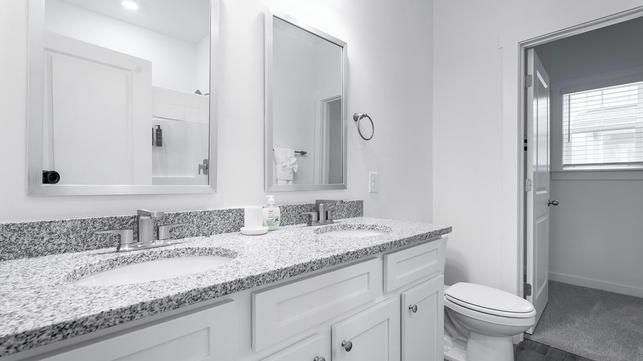 Photo of Bathroom in Port Wentworth