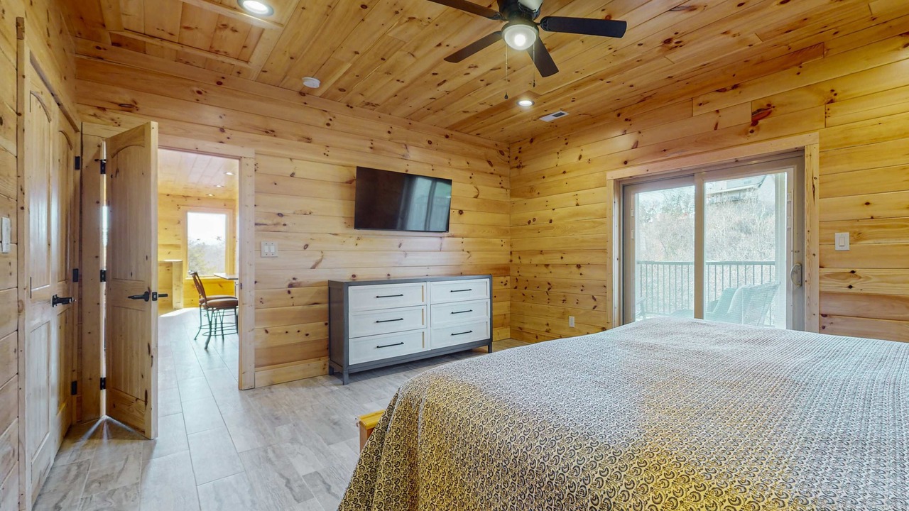 Photo of Bedroom in Sevierville