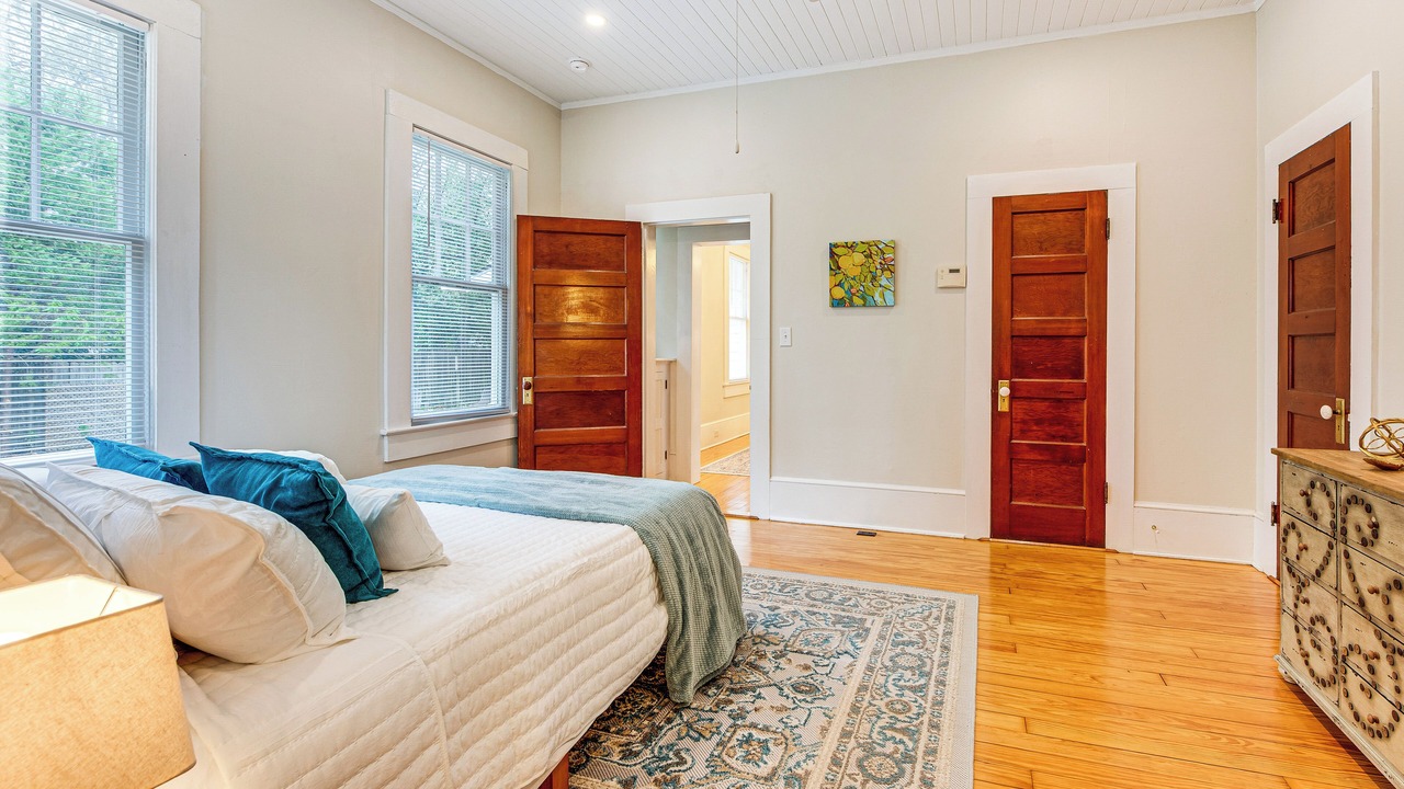 Photo of Bedroom in Thomasville