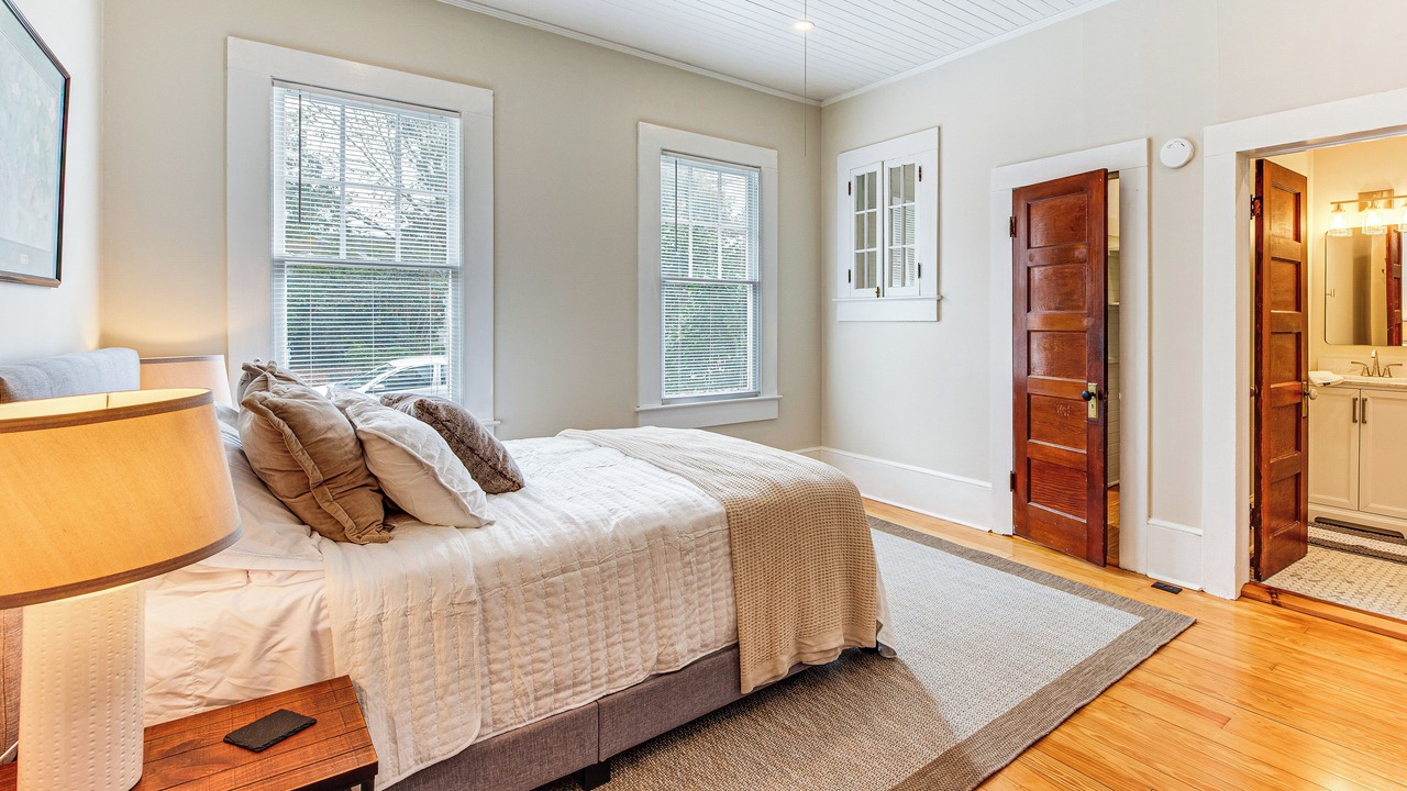 Photo of Bedroom in Thomasville