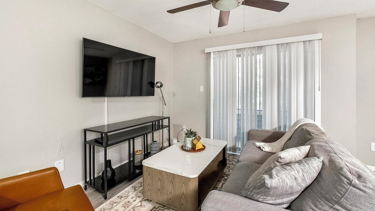 Photo of Livingroom in Church Street