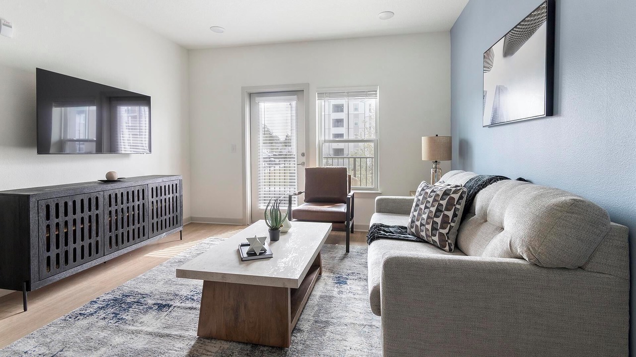 Photo of Livingroom in Jacksonville