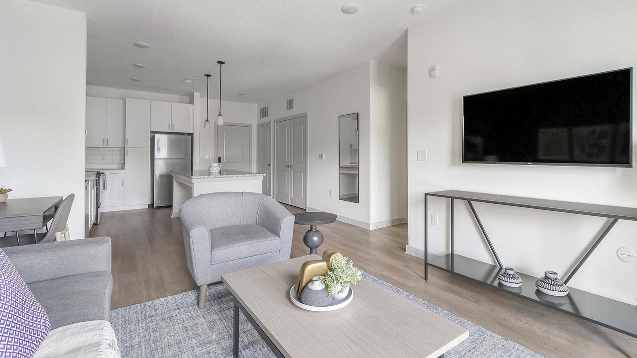 Photo of Livingroom in Jacksonville