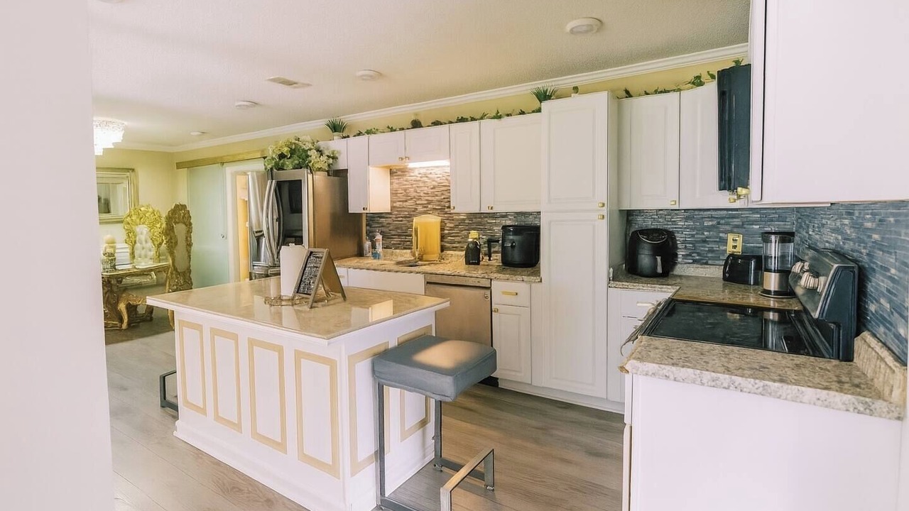 Photo of Kitchen in Garden City