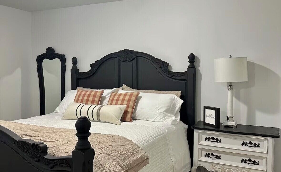 Photo of Bedroom in Powder Springs