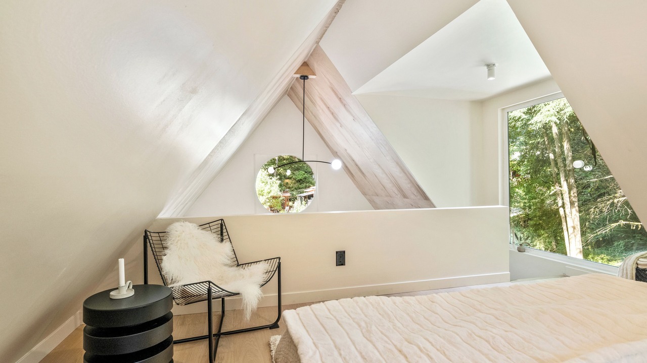 Photo of Bedroom in Marblemount