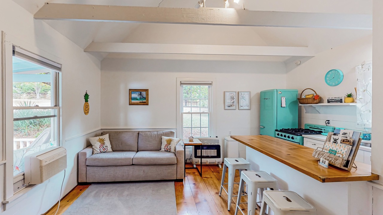 Photo of Livingroom in Landrum