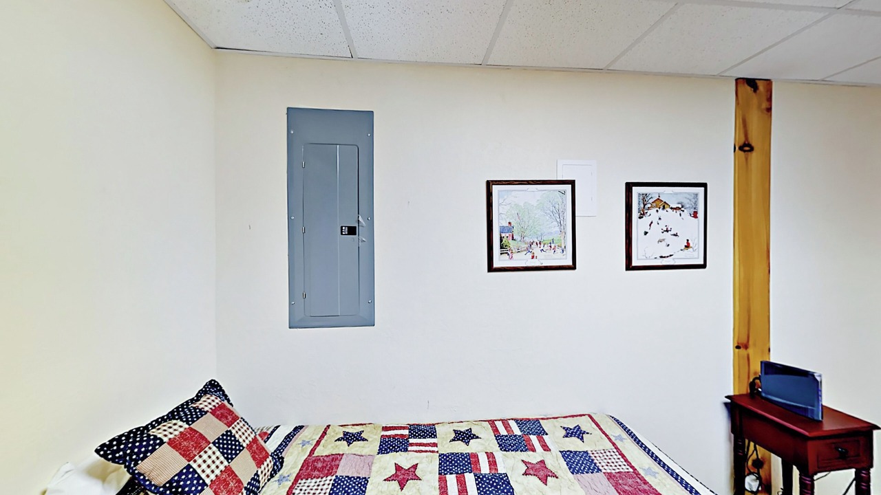 Photo of Bedroom in Marshall
