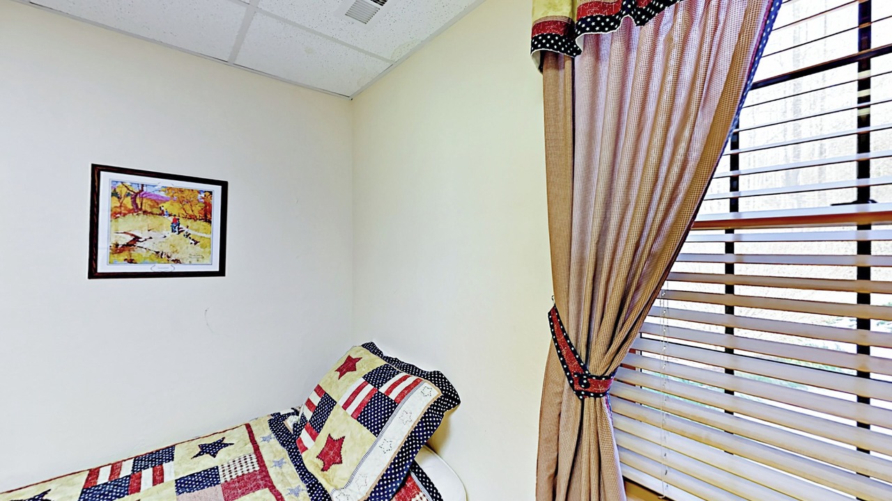 Photo of Bedroom in Marshall