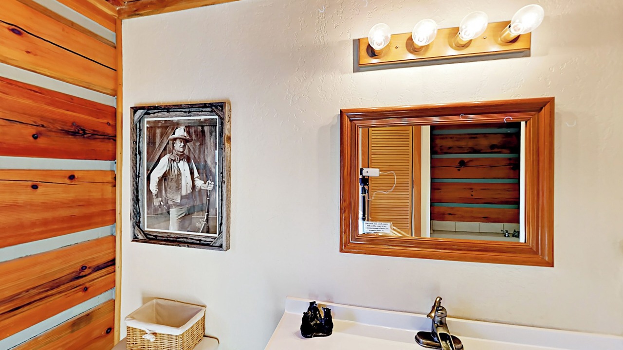 Photo of Bathroom in Marshall