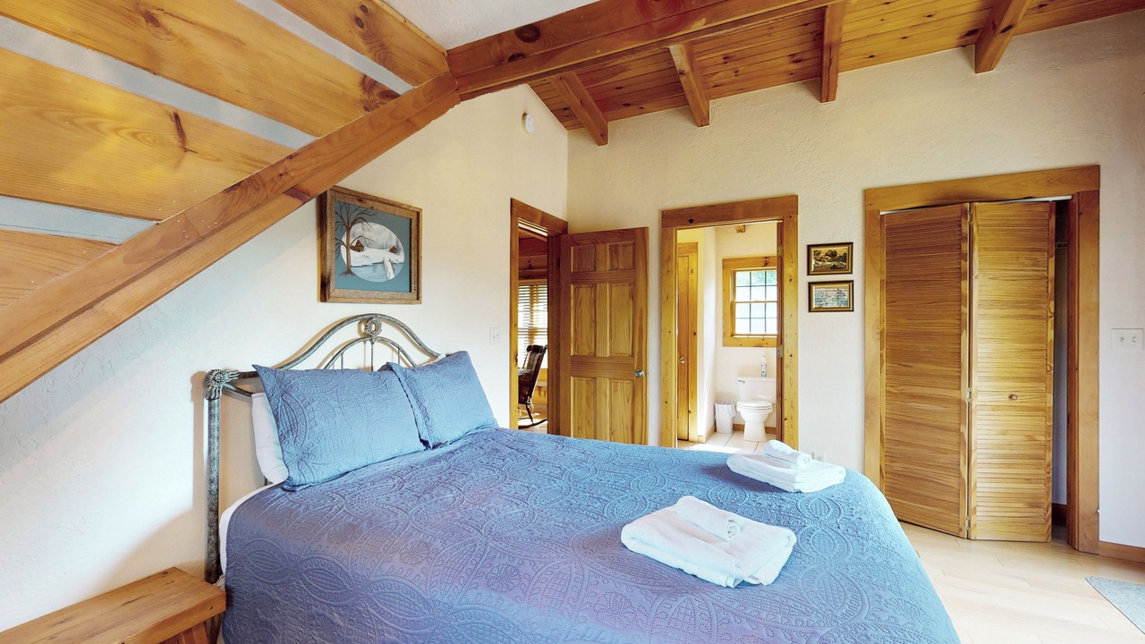 Photo of Bedroom in Marshall