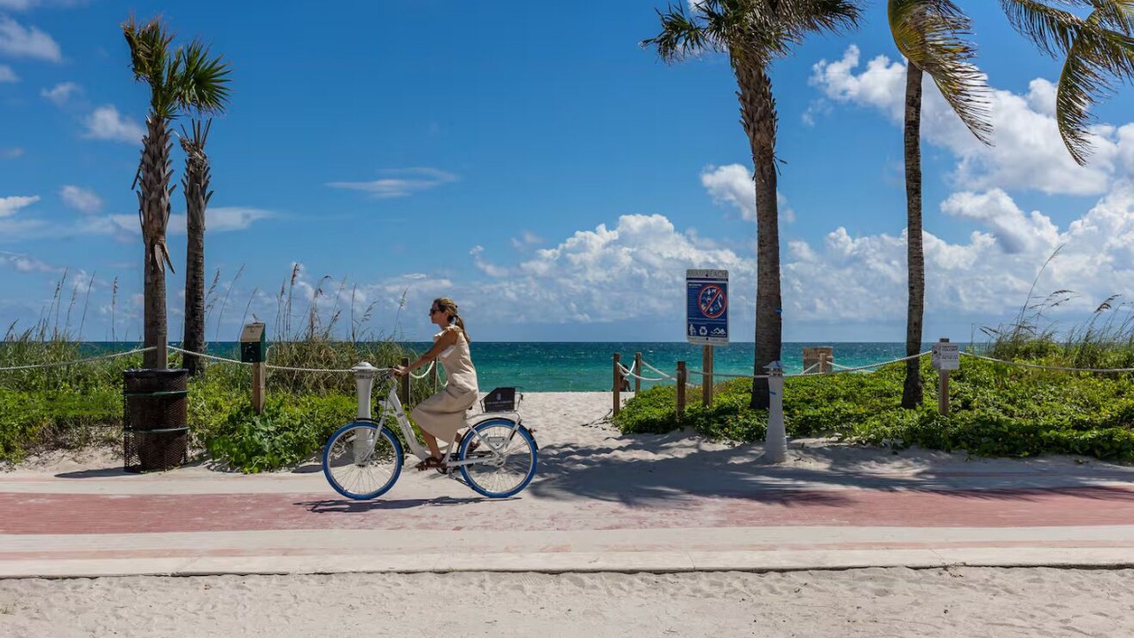 Photo of Others in Mid Beach