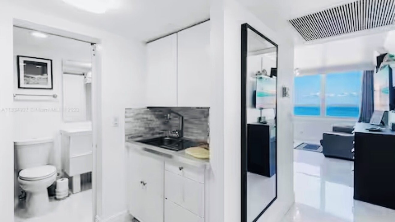 Photo of Bathroom in Mid Beach
