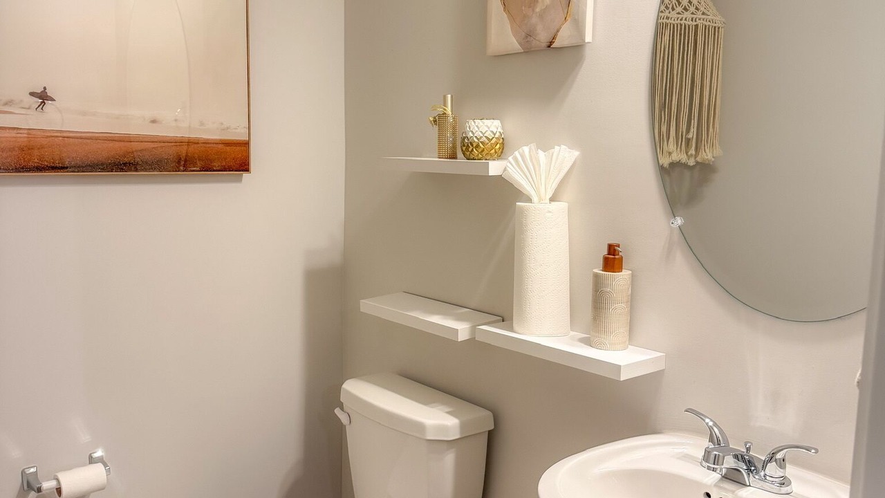 Photo of Bathroom in Union City