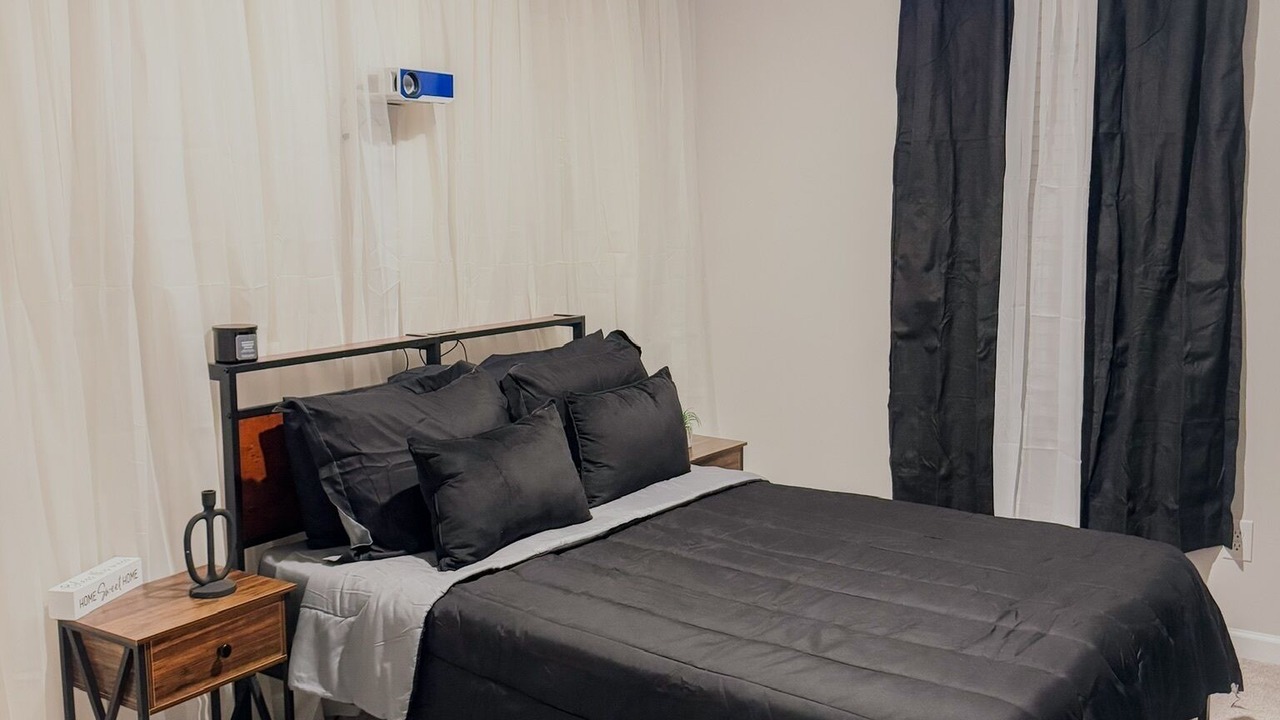 Photo of Bedroom in Union City