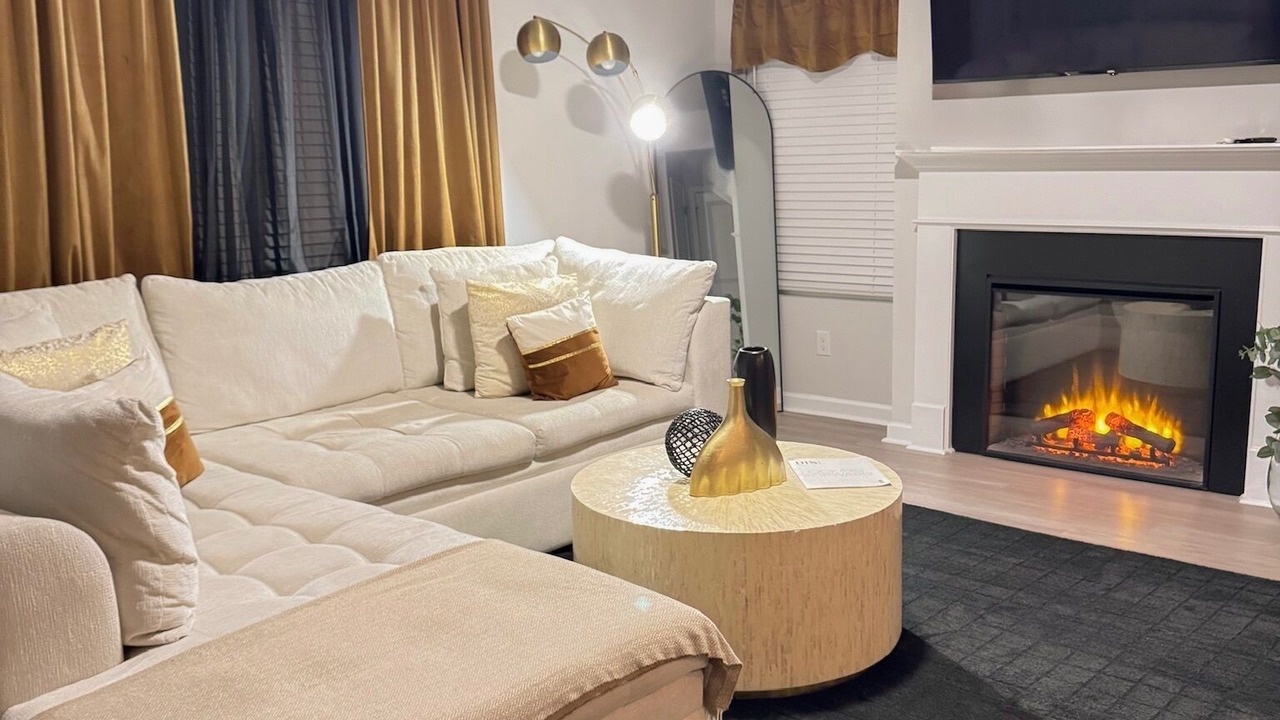 Photo of Livingroom in Union City