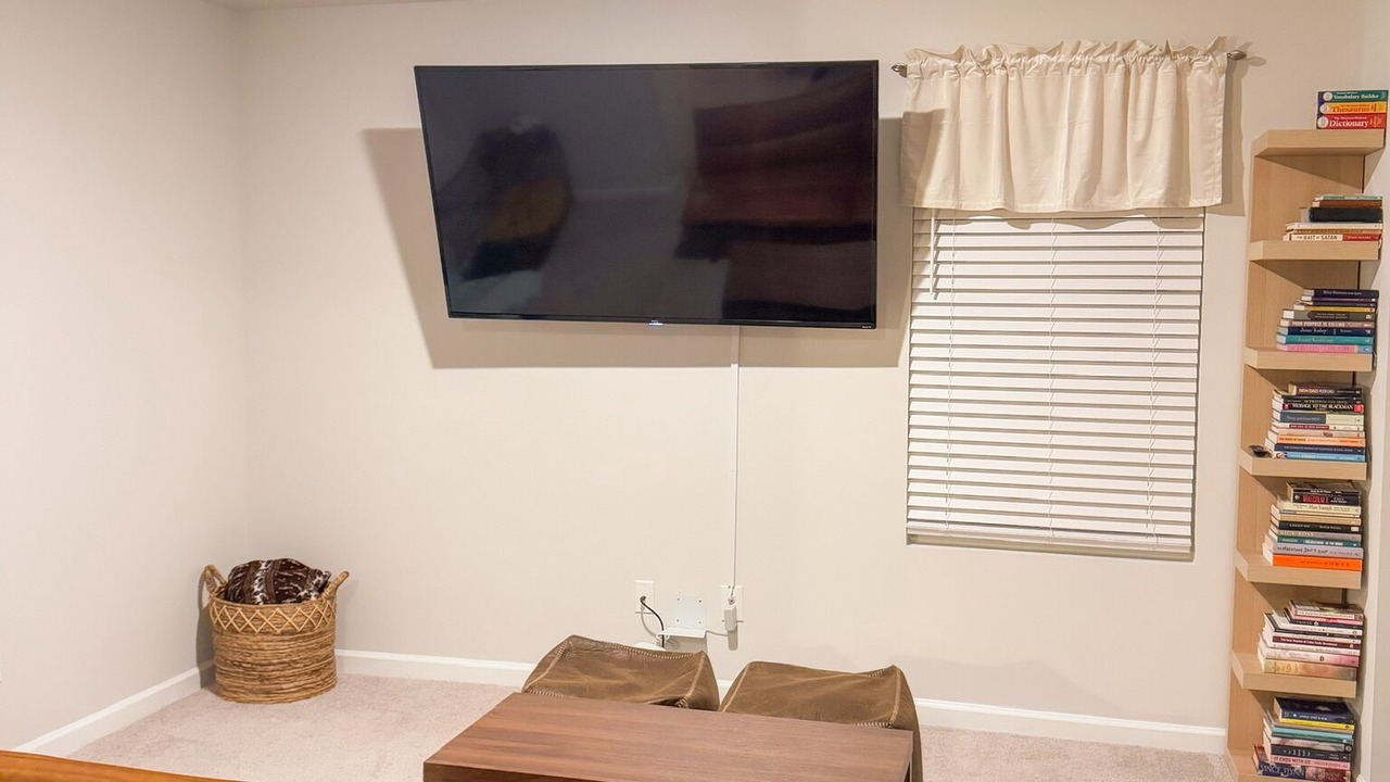 Photo of Livingroom in Union City