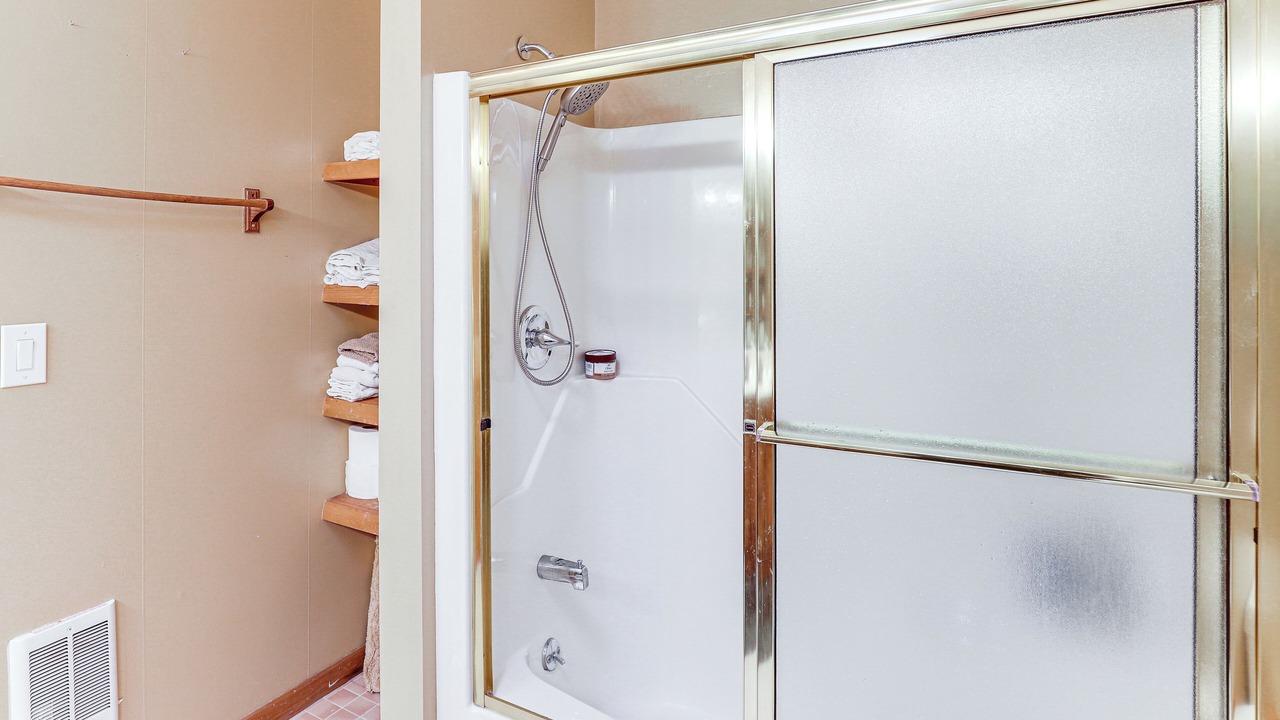 Photo of Bathroom in Wolf Laurel