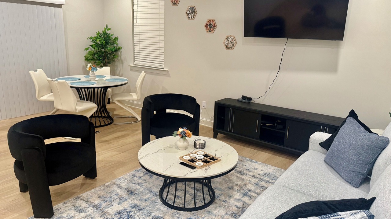 Photo of Livingroom in Charlotte