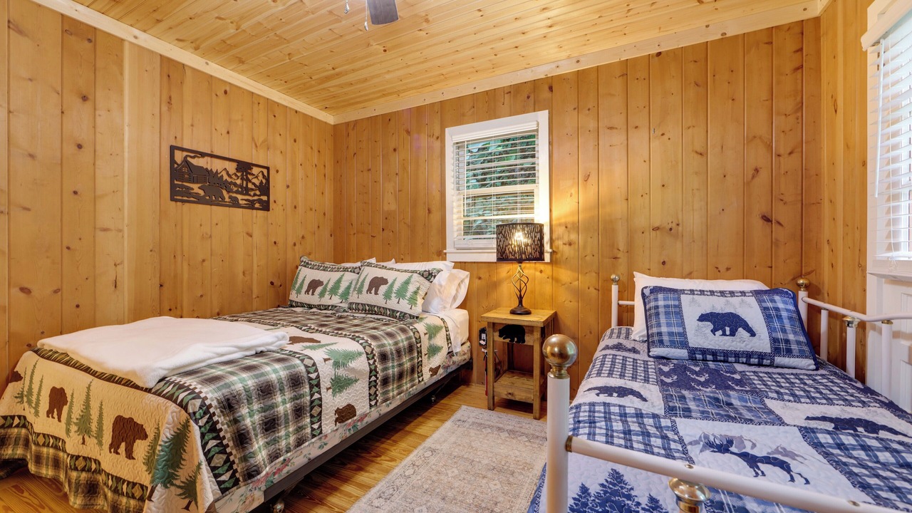 Photo of Bedroom in Balsam