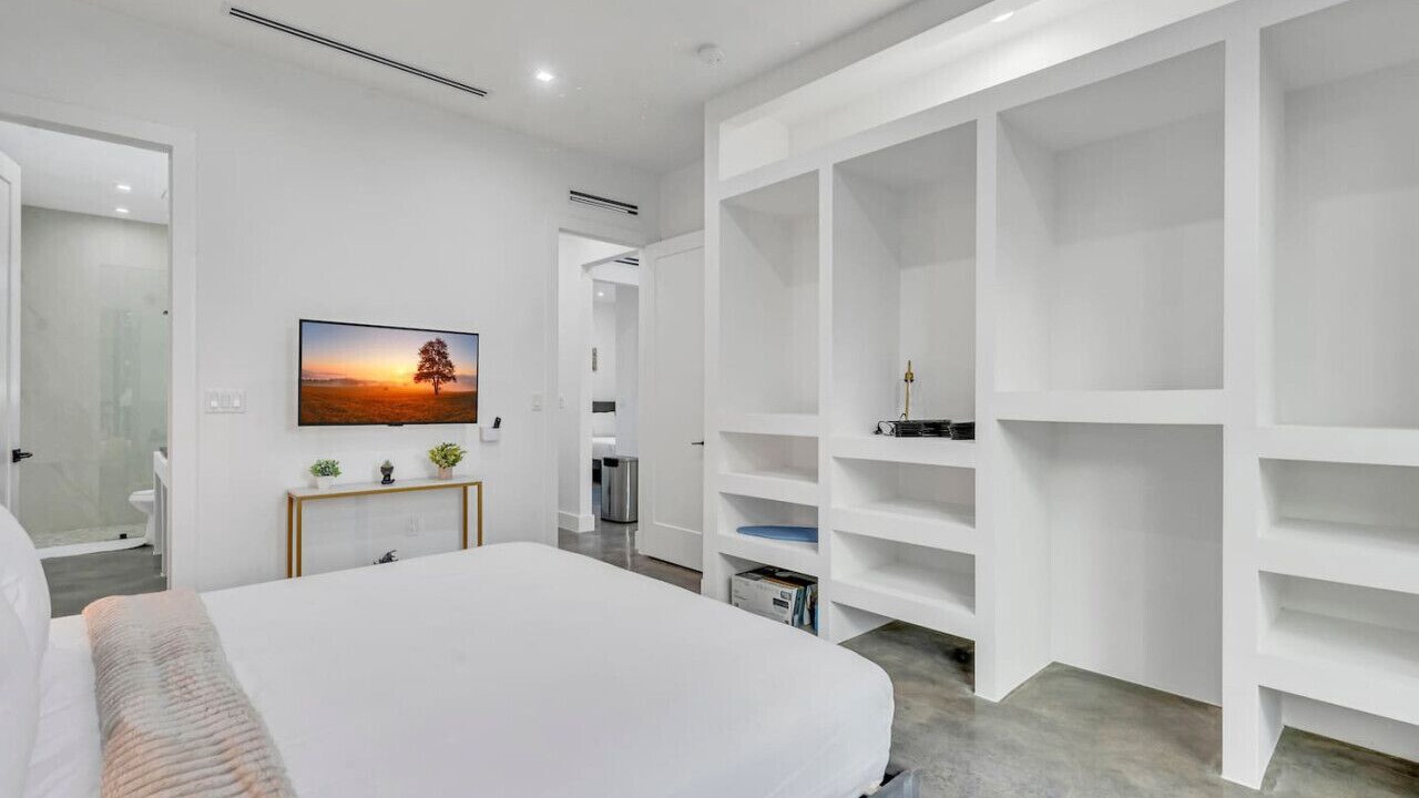 Photo of Bedroom in North Miami