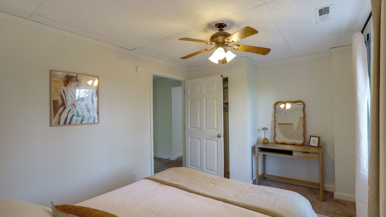 Photo of Bedroom in Weaverville