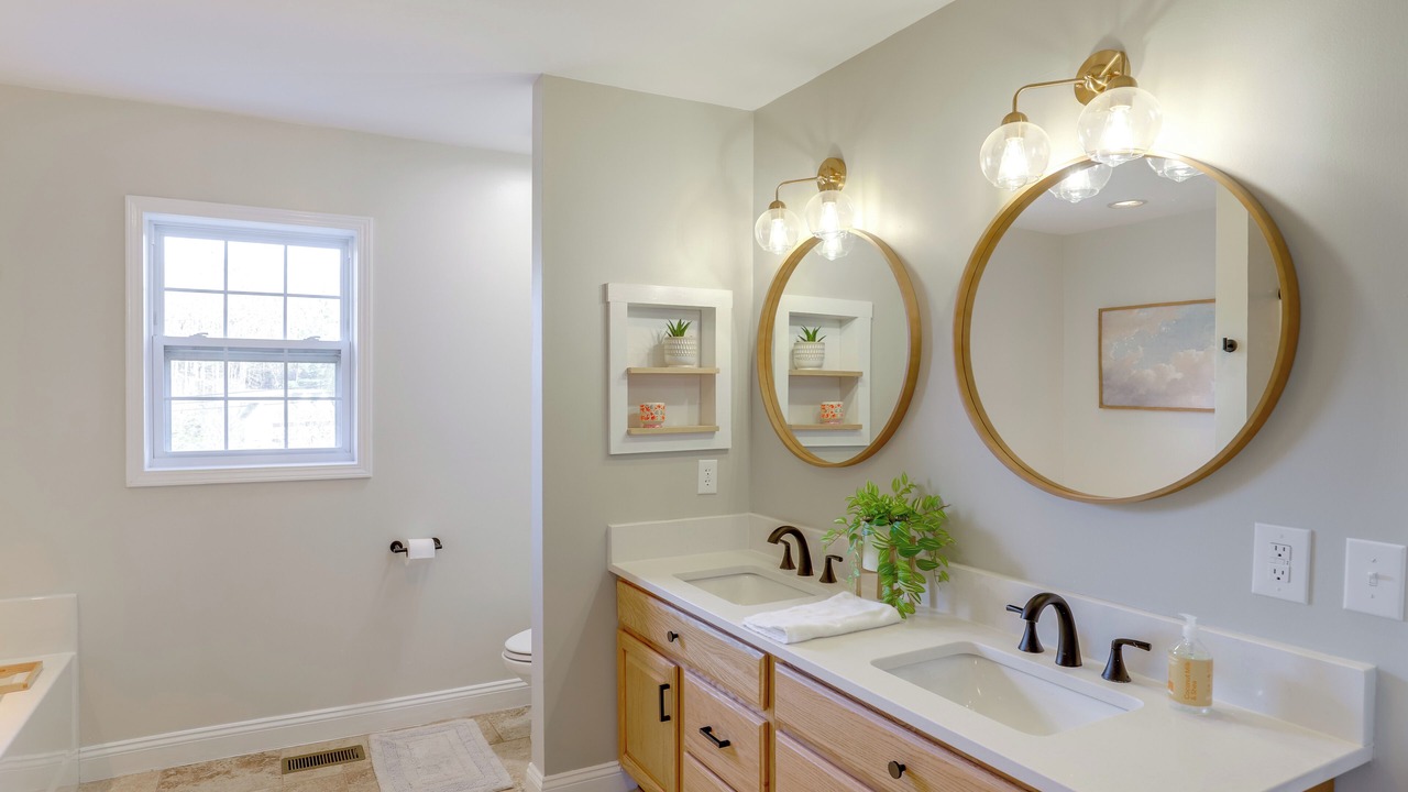 Photo of Bathroom in Weaverville