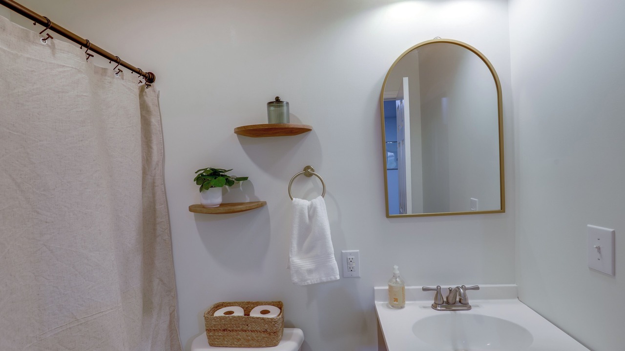 Photo of Bathroom in Weaverville