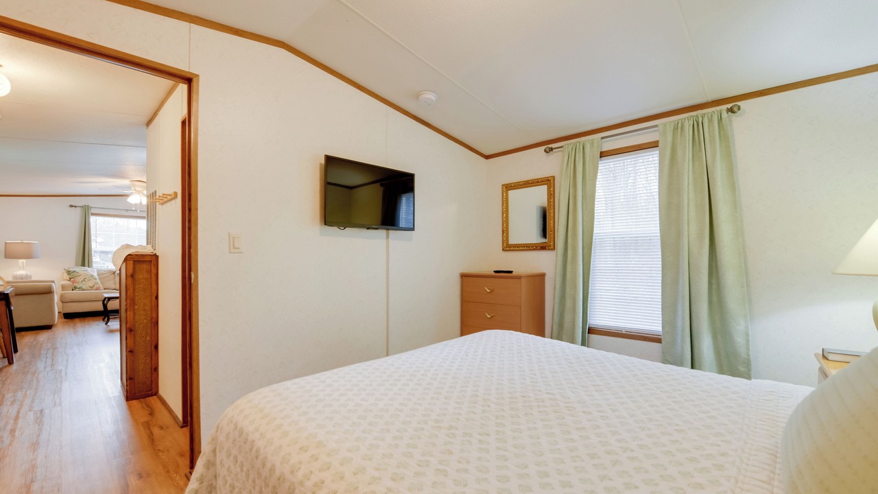 Photo of Bedroom in Waynesville