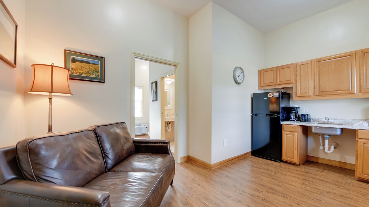 Photo of Livingroom in Waynesville