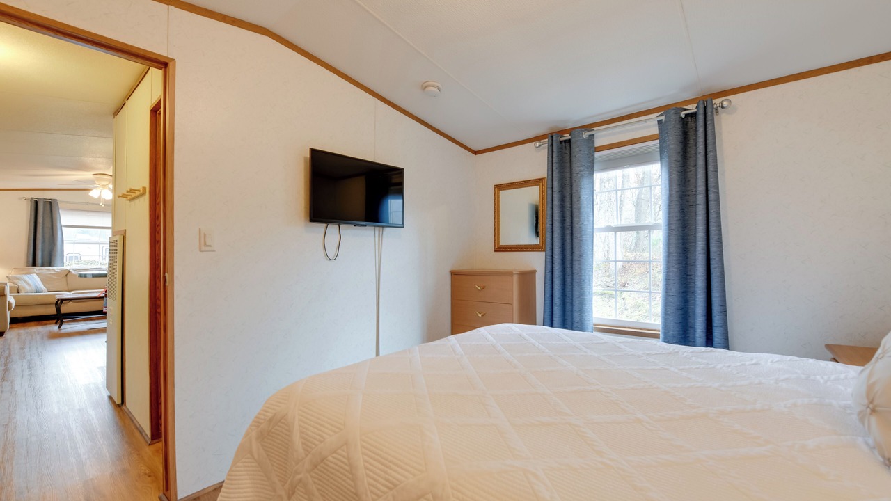 Photo of Bedroom in Waynesville