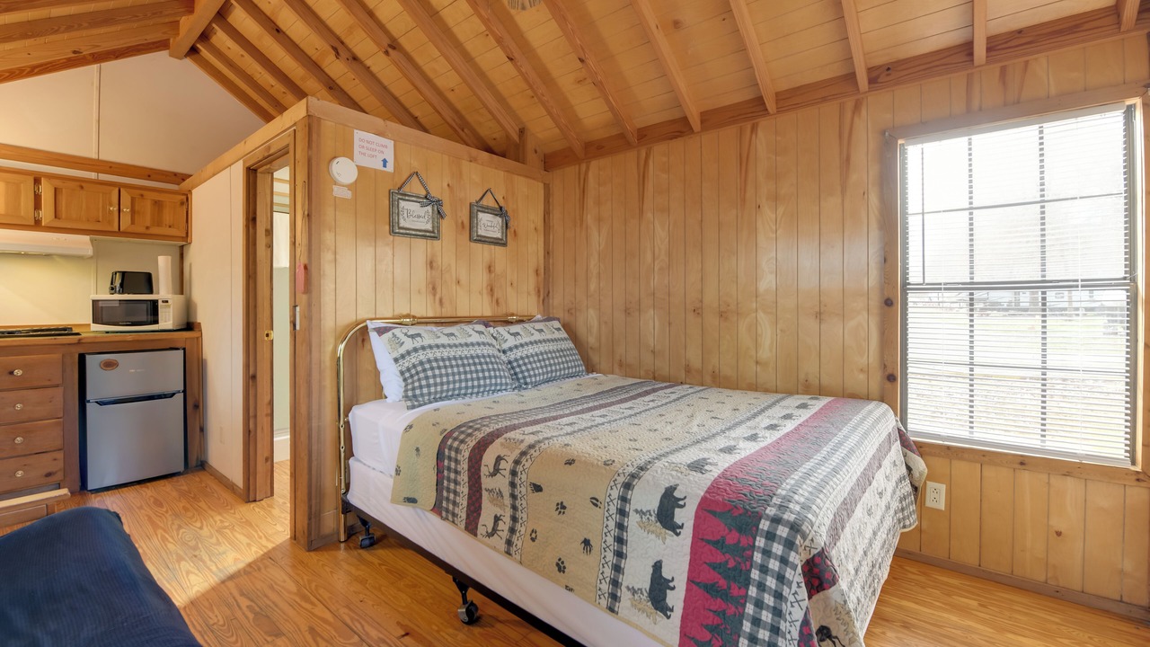 Photo of Bedroom in Waynesville