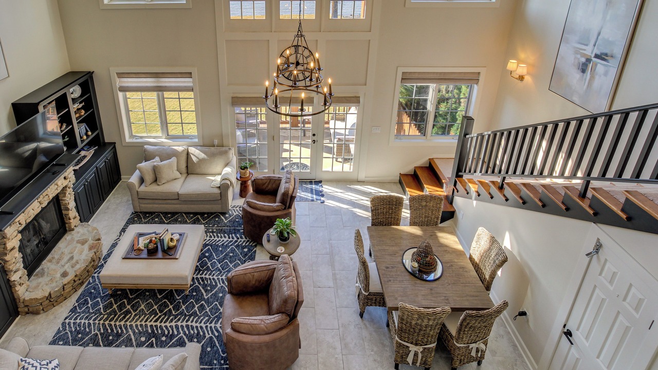 Photo of Livingroom in Guntersville